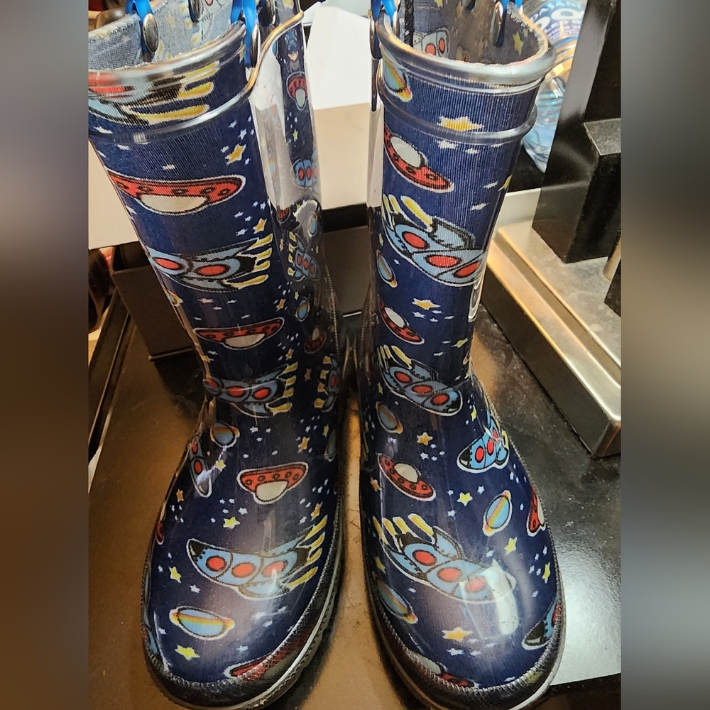 Light up space rain boots